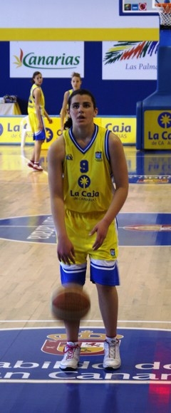 Gran Canaria La Caja de Canarias camina con  paso firme en el Campeonato Infantil (2009 LETI LANZA UN TIRO LIBRE)