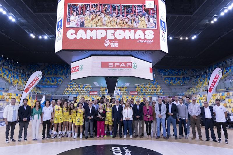 Reportaje - Las ‘peques’ también quieren ganar la Copa de Huelva (Reportaje  Las peques también quieren ganar la )