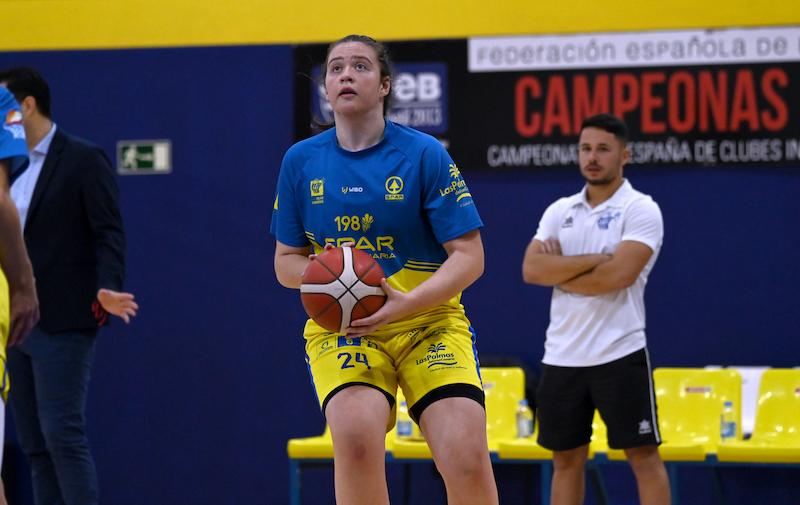 Con la LF2 en el radar, el SPAR Gran Canaria Fundación Poderosas afronta el sábado, en La Paterna, la Fase Final a Cuatro del Campeonato de Canarias (Con la LF2 en el radar, el SPAR Gran Canaria Funda)