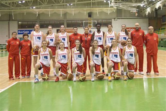 Rodríguez y Lacorzana con la U17. Junio Mbulito en la convocatoria.  (2016 ESPANA U17)