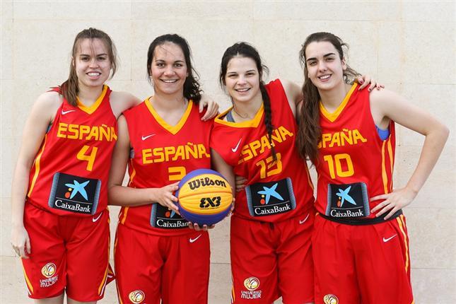 Cáceres arranca con doble victoria en el Mundial U18 3x3 (2016 NAIRA ESPANA 3X3)