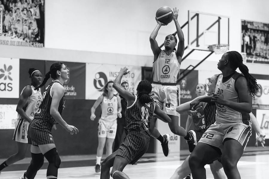 Liga Femenina Endesa - Jª 10 - El Perfumerías Avenida Salamanca exhibió su potencial ante un SPAR Gran Canaria que nunca bajó los brazos (70-92) (Liga Femenina Endesa - Jª 10 - El Perfumerías Aven)