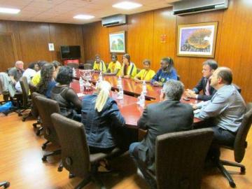 El alcalde, Juan José Cardona, recibe a las campeonas de España cadetes (2013 ALCALDE RECIBE CAMPEONAS DE ESPAÑA)